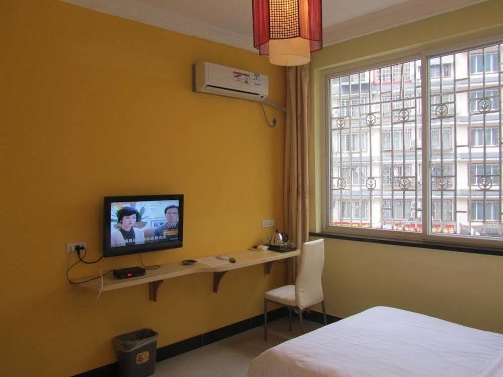 Yangshuo Romantic Inn יאנג שואו מראה חיצוני תמונה