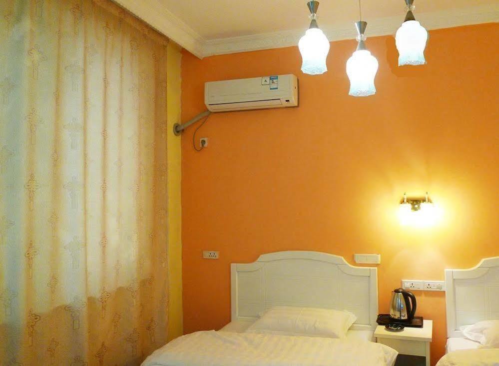 Yangshuo Romantic Inn יאנג שואו מראה חיצוני תמונה